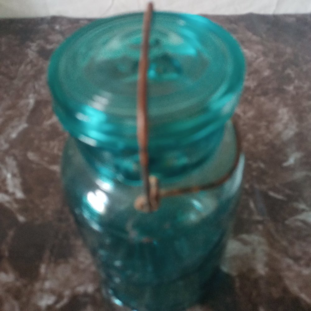 Metal Clamp Top Quart Size Mason Jar